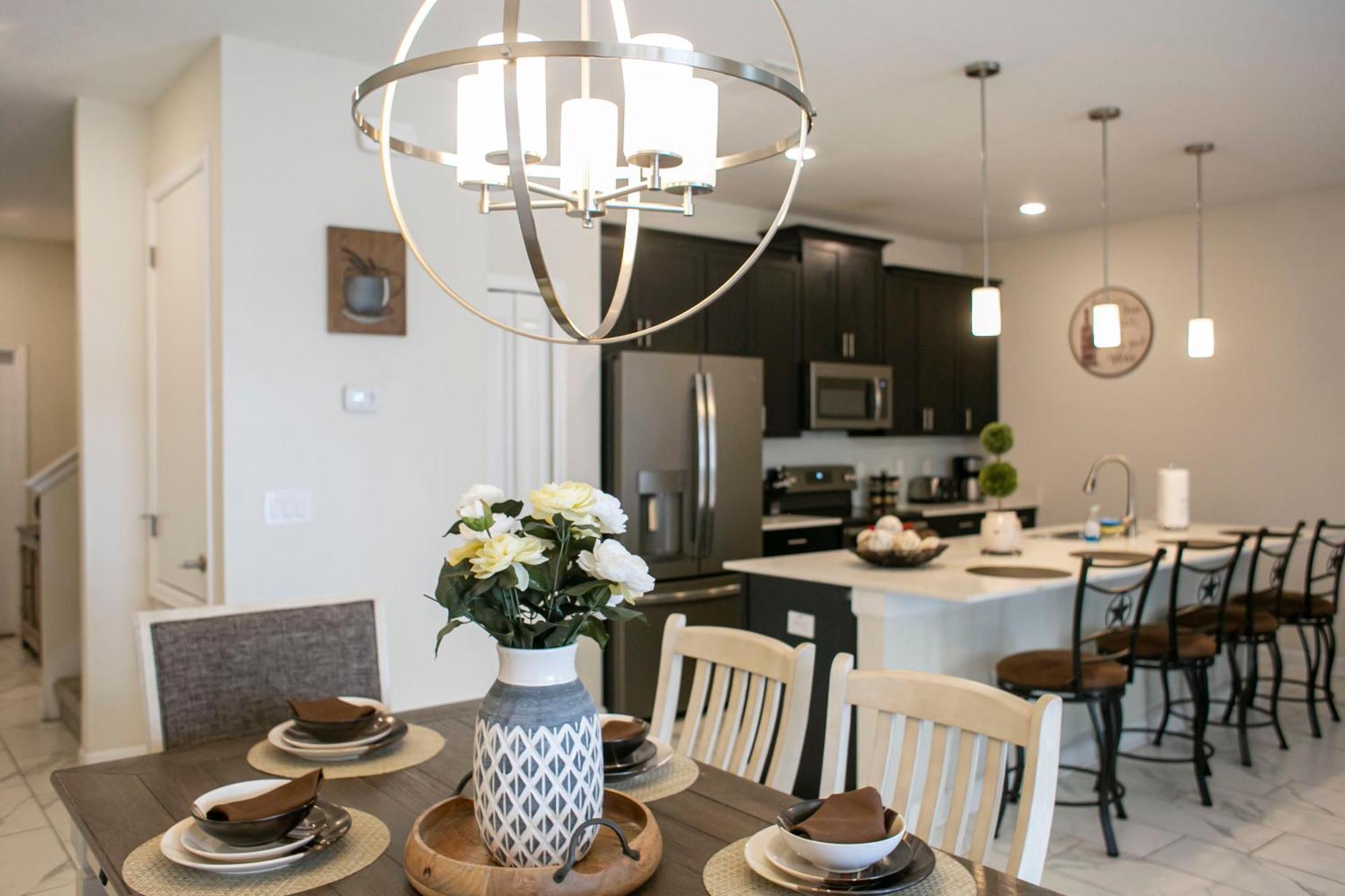 B - New 4 Bedroom Home - 5 Miles To Disney - Free Water Park - Private Pool Kissimmee Zimmer foto